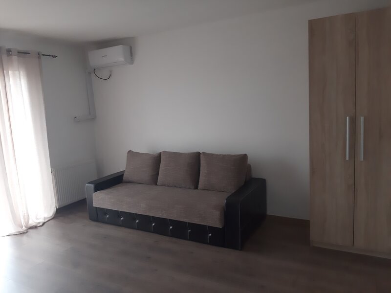 Militari, Rezidential Apusului, Rosu, Parcare