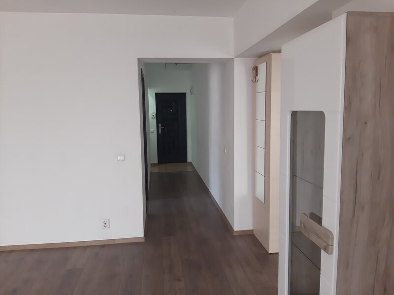 Militari, Rezidential Apusului, Rosu, Parcare